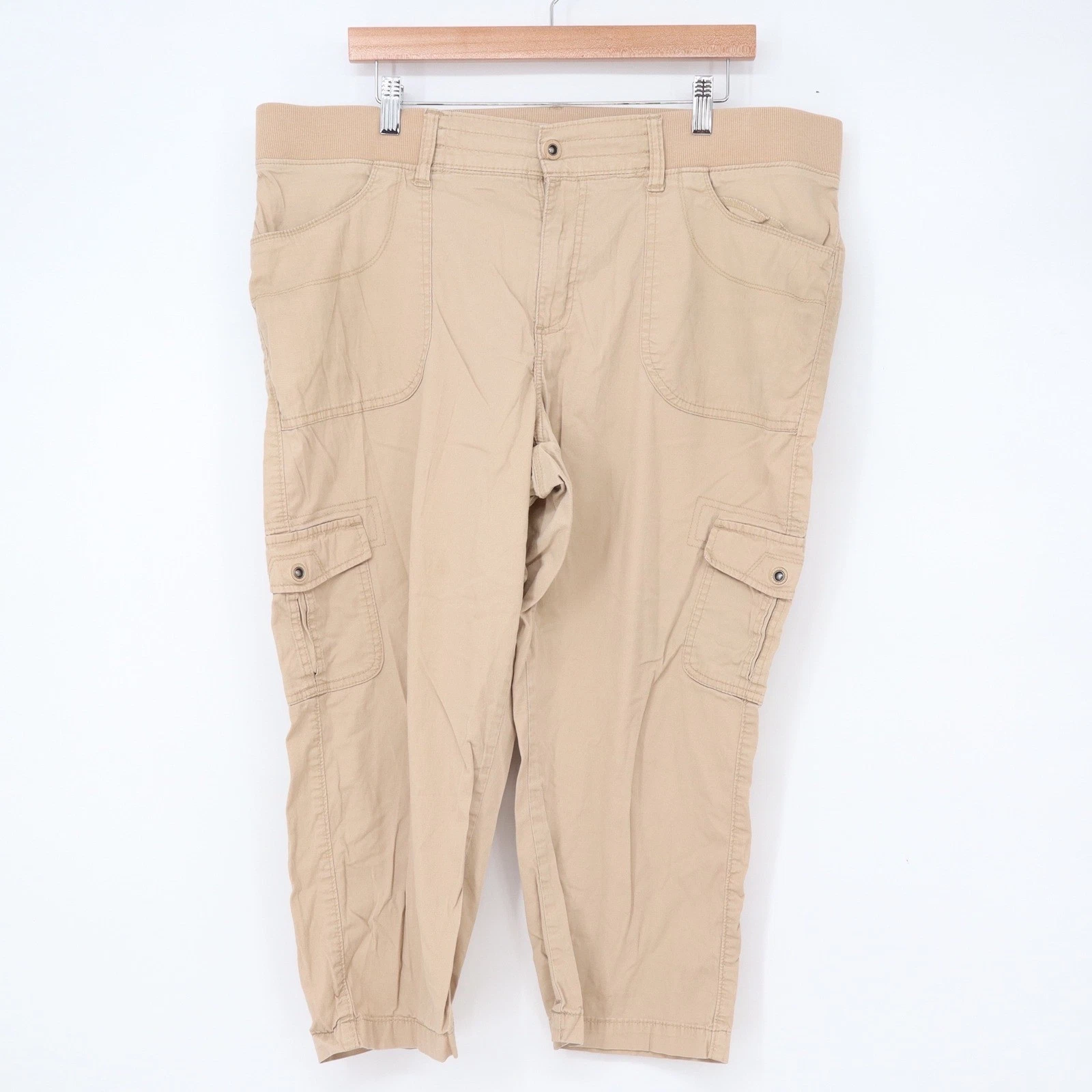 Lee Womens Relaxed Fit Mid Rise Cargo Capri Pants Tan Khaki Size 18M