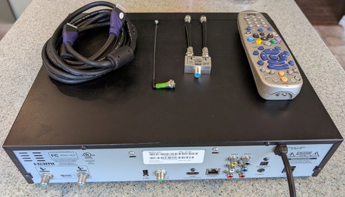 Bell TV Expressvu 9241 HD Dual Tuner PVR satellite receiver - Picture 2 of 2