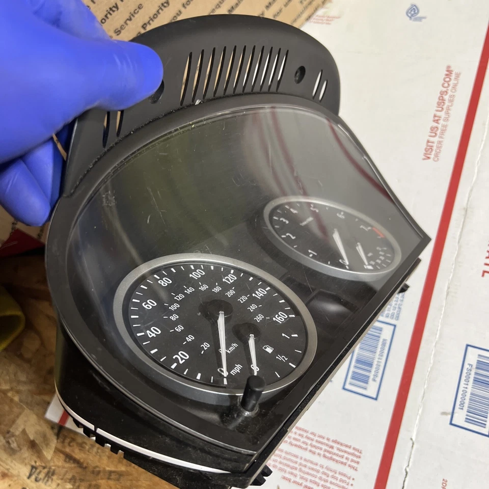 2006 2007 Bmw 530I 速度表簇里程表 Oem 6974574 未知里程 06 07 — 第 4/4 张图片