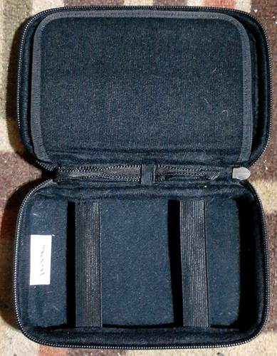 Funda acolchada de transporte Pokémon para Nintendo 3DS - Imagen 4 de 4