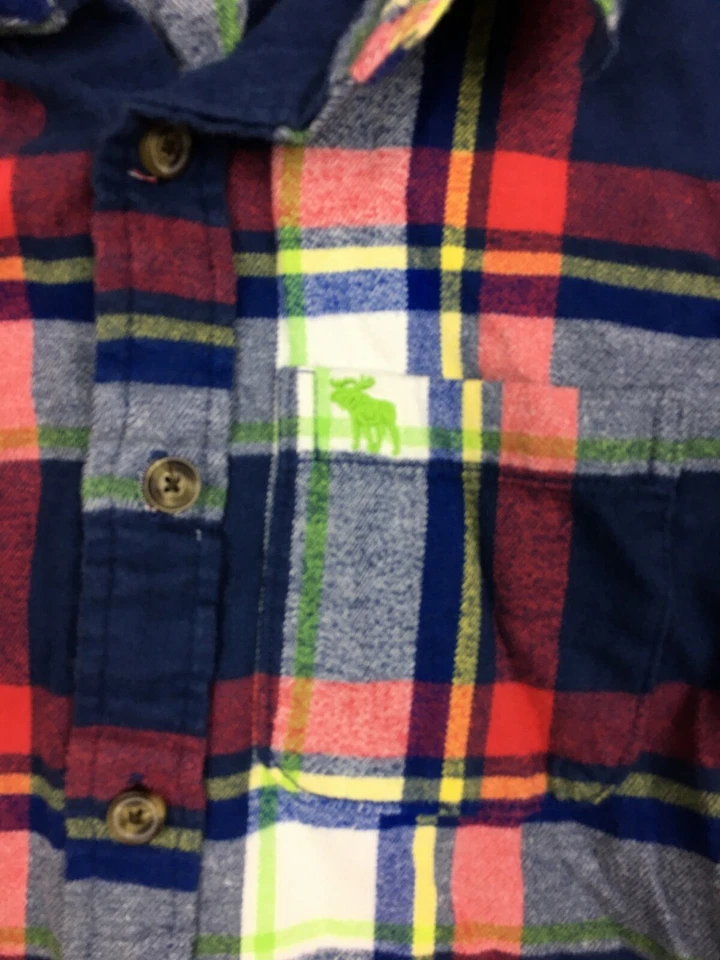 Camisa con botones de franela Abercrombie & Fitch para niños talla XL músculo manga larga Foto 4 de 4
