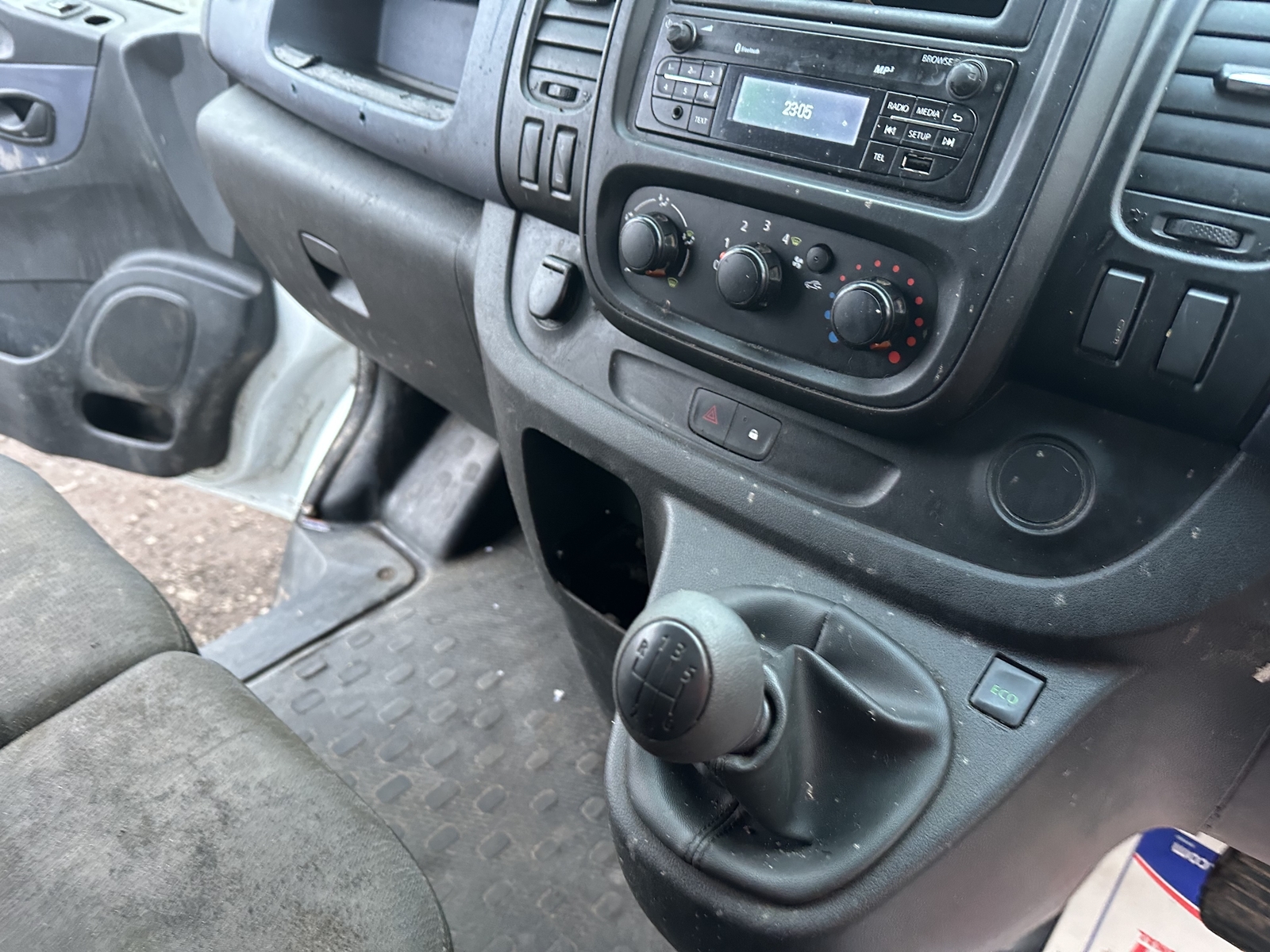 2016 Vauxhall Vivaro 1.6L CDTI Panel Van Long MOT Spares or Repairs Immobiliser eBay