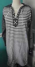CHAPS NAVY & WHITE STRIPED LONG SLEEVE HOODED DRESS - SIZE SMALL - NEW WITH TAG