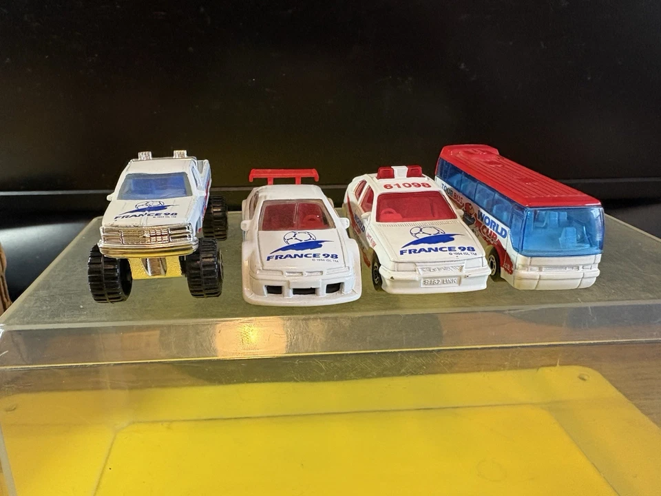 96 Matchbox Ikarus Coach World Cup Tour Bus+Pickup+Opel Calibra+Opel Kadett L-WC - Image 2 of 4