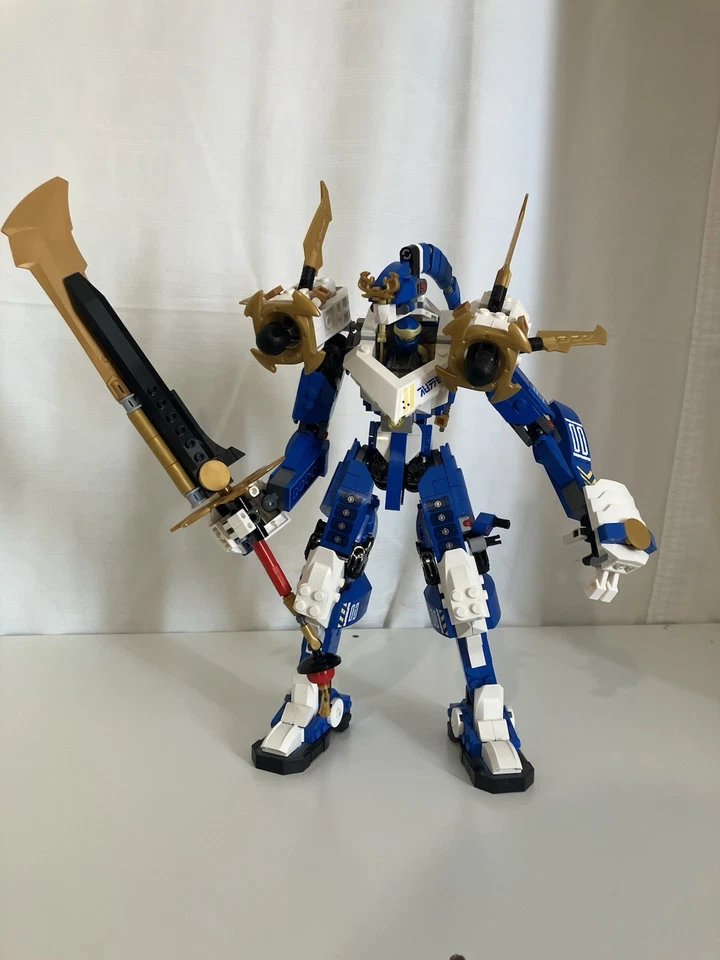LEGO Ninjago 71785 Jay's Titan Mech, photo 4 of 5