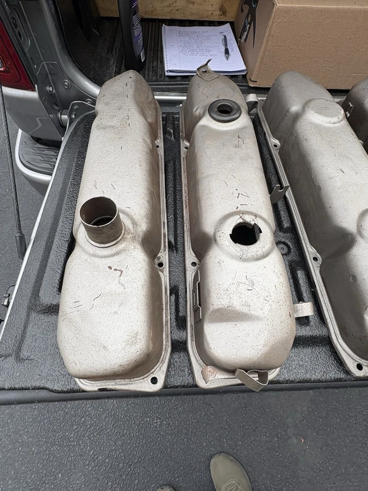 Cubiertas de válvula Mopar Big Block Foto 4 de 4