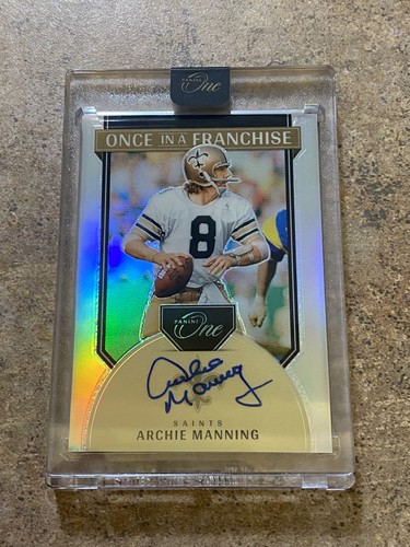 Carte Panini Legacy 2023 Archie Manning Legends Vikings Violette /10