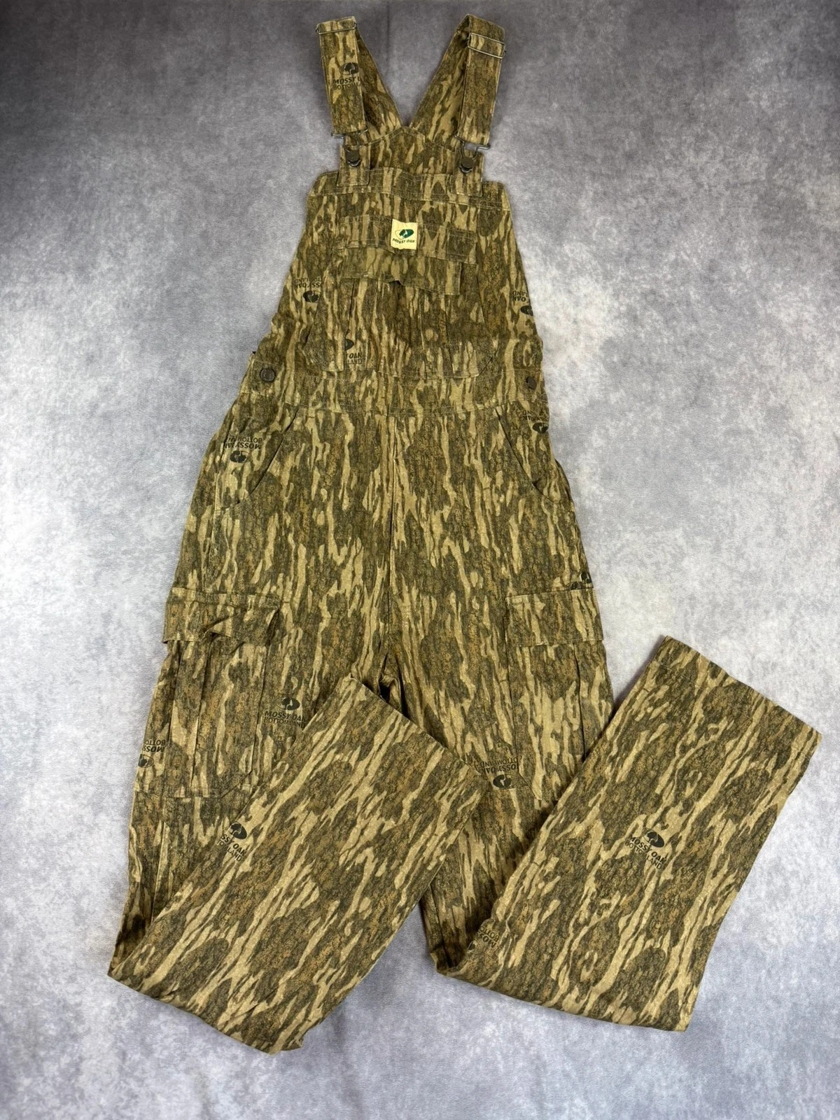 Mossy Oak Men’s Realtree Camo Cargo Dungarees Small Hunting Overalls Outdoor