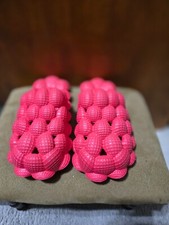 bubble slides for women