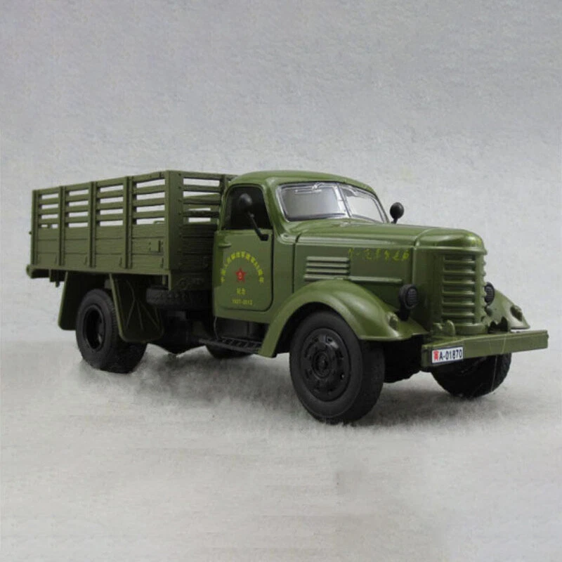 1:32 Army Green Jiefang Military Truck Diecast Car Model W/light Sound Back Toy - Image 4 of 4