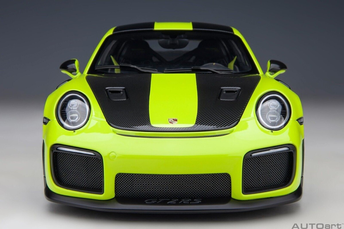 1/18 Porsche 911 (991.2) GT2 RS Weissach Package Acid Green Model
