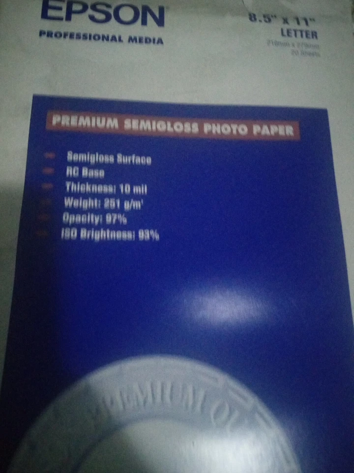 Epson Professional Media S041331 20-Pc. 8.5 x 11"Letter Premium Semi-Gloss Photo - Image 2 of 4