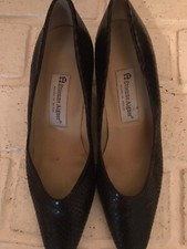 Vintage Etienne Aigner Leather Snakeskin Print Size 9.5M Taylor Pumps