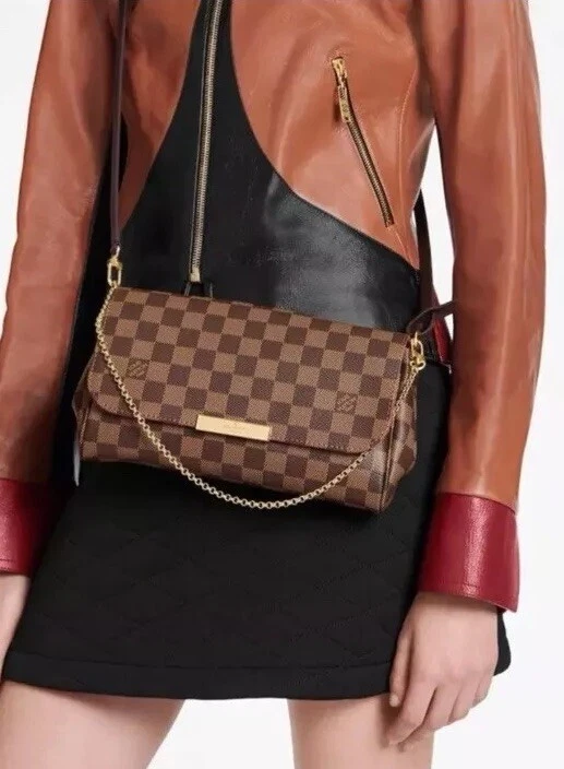 Authentic Louis Vuitton Favorite MM Damier Ebene Crossbody Clutch Purse Handbag - Image 3 of 4