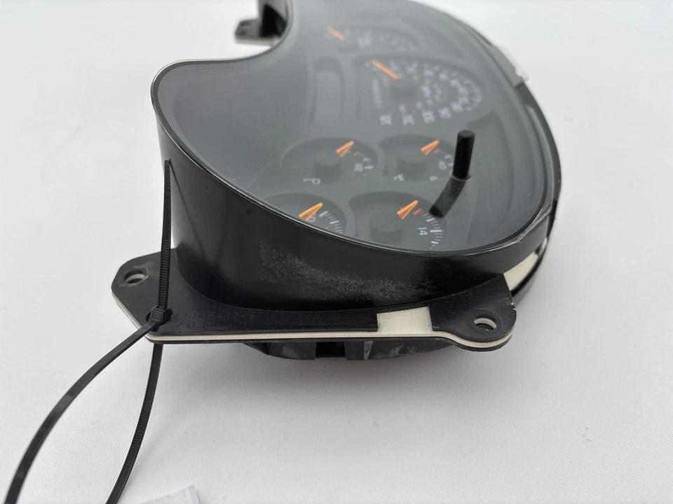 2006-2007 Chevrolet Silverado 1500 Speedometer Instrument Cluster OEM - Imagem 4 de 4