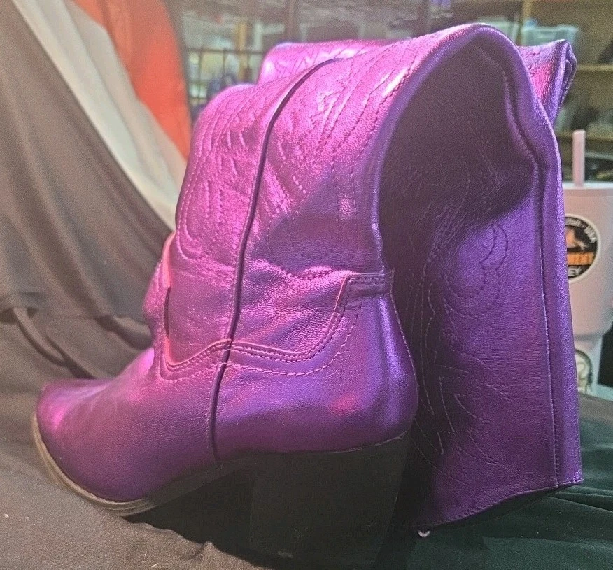 GB 靴子 8.5 码皮革鞋面面料人造衬里人造鞋底紫色 — 第 4/4 张图片