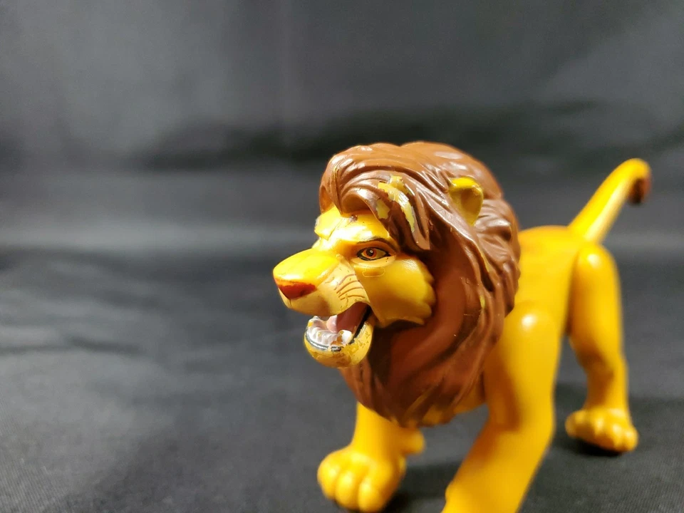 Figura de acción de colección Disney El Rey León 1994 Lucha Mufasa 7" ** Foto 2 de 4