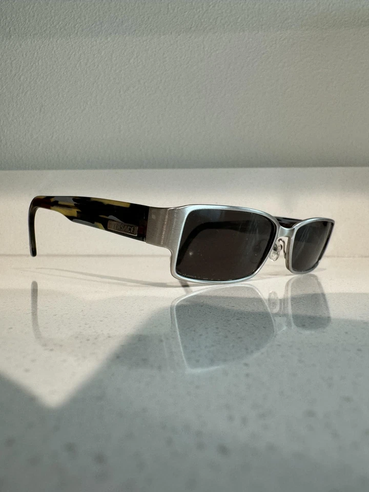 Gafas de sol Versace vintage 52-16-140 plateadas rectangulares Italia matriz años 90 y2k Foto 4 de 4
