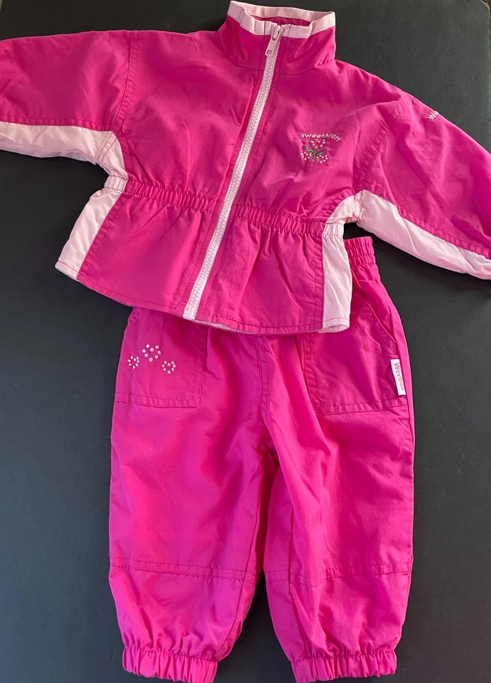 Conjunto de chaqueta pantalón vintage Reebok WEEBOK rosa frambuesa NYLON TRACK SUIT talla 6/9M Foto 2 de 4