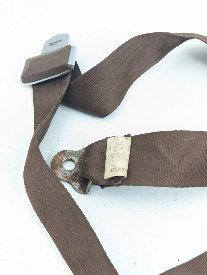 Cinturón de asiento central trasero 90-95 Toyota 4Runner 4 puertas con hebilla MARRÓN Foto 2 de 4