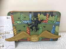 Loungefly Harry Potter Golden Snitch Quidditch Monedero Cartera Vegano Nuevo con etiqueta