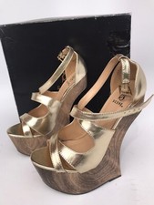 Womens 70s Retro Wood Platform Gold Sandals Size 7