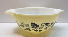 Vintage Pyrex ~ Gooseberry ~ 442   Black, Yel...