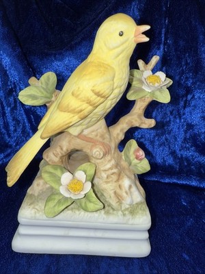 GORHAM YELLOW BIRD Figurine MUSIC BOX Porcelain 6'' Japan Vintage PreO Chops See