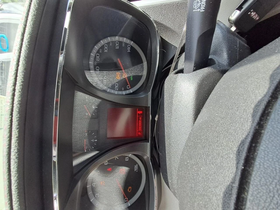 GMC Terrain 2012 conjunto de bomba de combustible 2,4 L usado fabricante de equipos originales 84.000 millas Foto 3 de 4