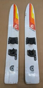 Vintage Set Of White Cypress Gardens Florida CG Trainers 45 Inch Water Skis 
