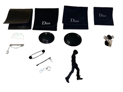 DIOR homme ピンバッチ 3種 非売品 DIOR HOME ディオール 黒 刺繍 ピンバッジ