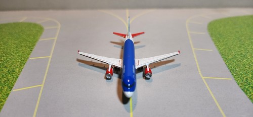 SJBMI130 BRITISH MIDLANDS A320 (REG. G-MIDT) MODELO DE METAL DIECAST ESCALA 1:500 - Imagen 2 de 6