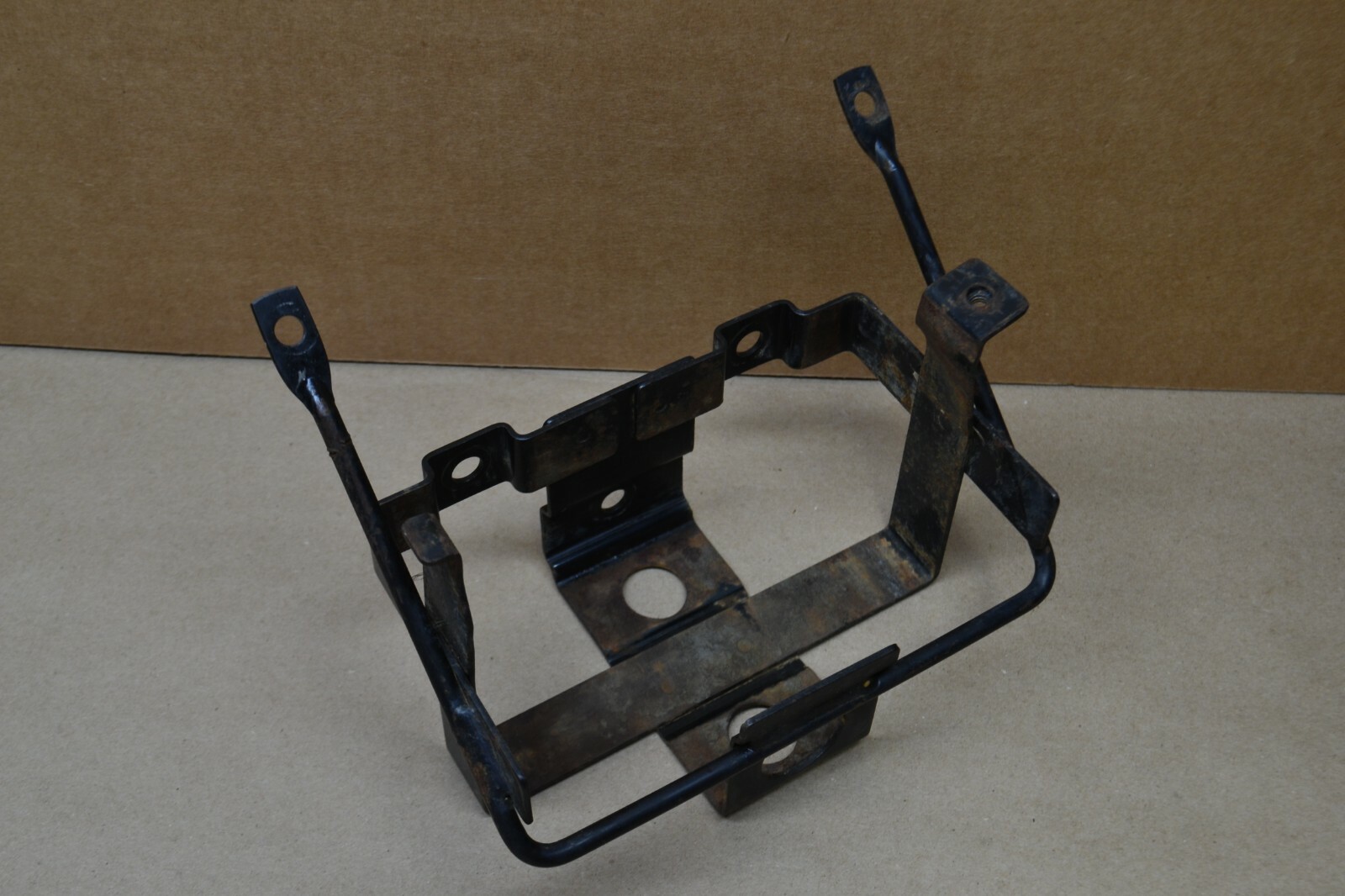 9306 GENUINE HONDA 300EX Battery Box Holder 19932006 eBay