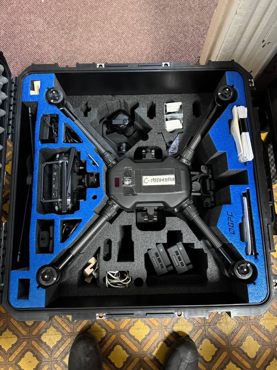 dji m200 v2 drone, zenmuse x7, case, tb55 batteries, working and