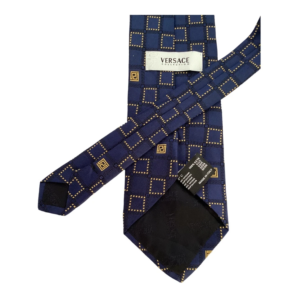 Corbata de seda de lujo geométrica azul de la colección VERSACE hecha en Italia con: 3,5" EXCELENTE ESTADO Foto 4 de 4