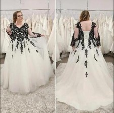 Black Plus Size Wedding Dresses V Neck Gothic Long Sleeves Lace Bridal Gowns