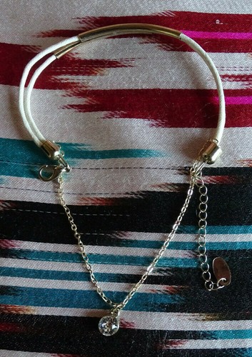 Young Fashion Armband Austria Swarowski-Stein weiß goldfarbig Charm NEU - Bild 2 von 7