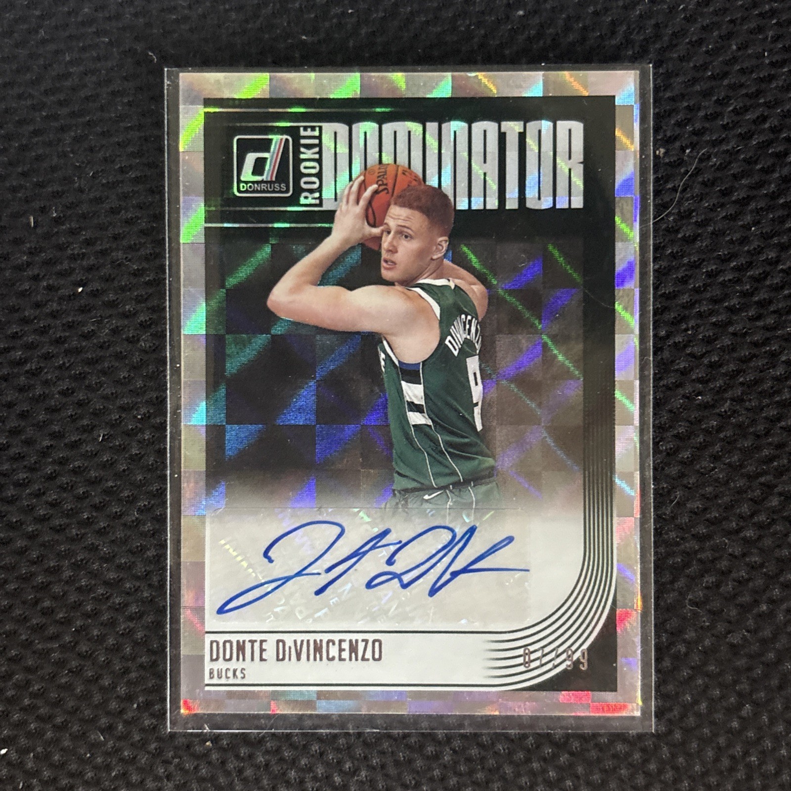 2018-19 Panini Donruss Rookie Dominator Donte DiVincenzo Auto /99 Bucks  