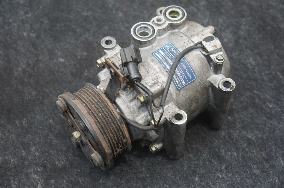 Compresor de aire acondicionado de aire acondicionado 3,9 l V8 OEM XW4Z19703CA Ford Thunderbird 2002-05 Foto 3 de 4