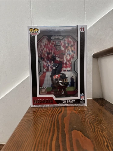 Funko Pop! NFL Trading Card Vinyl Figure  Tom Brady #11 Tampa Bay Buccaneers New