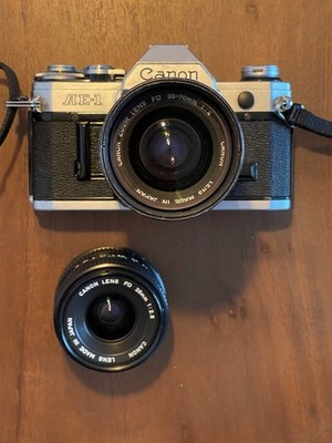 Canon AE-1 + 2 Objektive (35 70mm & 28mm F/2.8) Voll Funktionsfähig Top Zustand