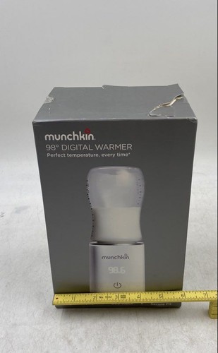 Munchkin 98 Degree Perfect Temperature Every Time Digital Baby Bottle Warmer
