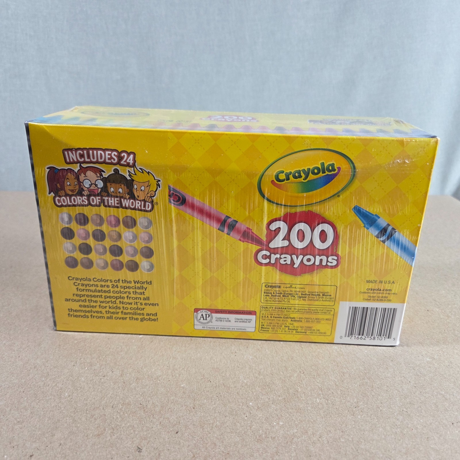 Crayola 200 Count Crayons Box Including 24 Colors of the World New Sealed
