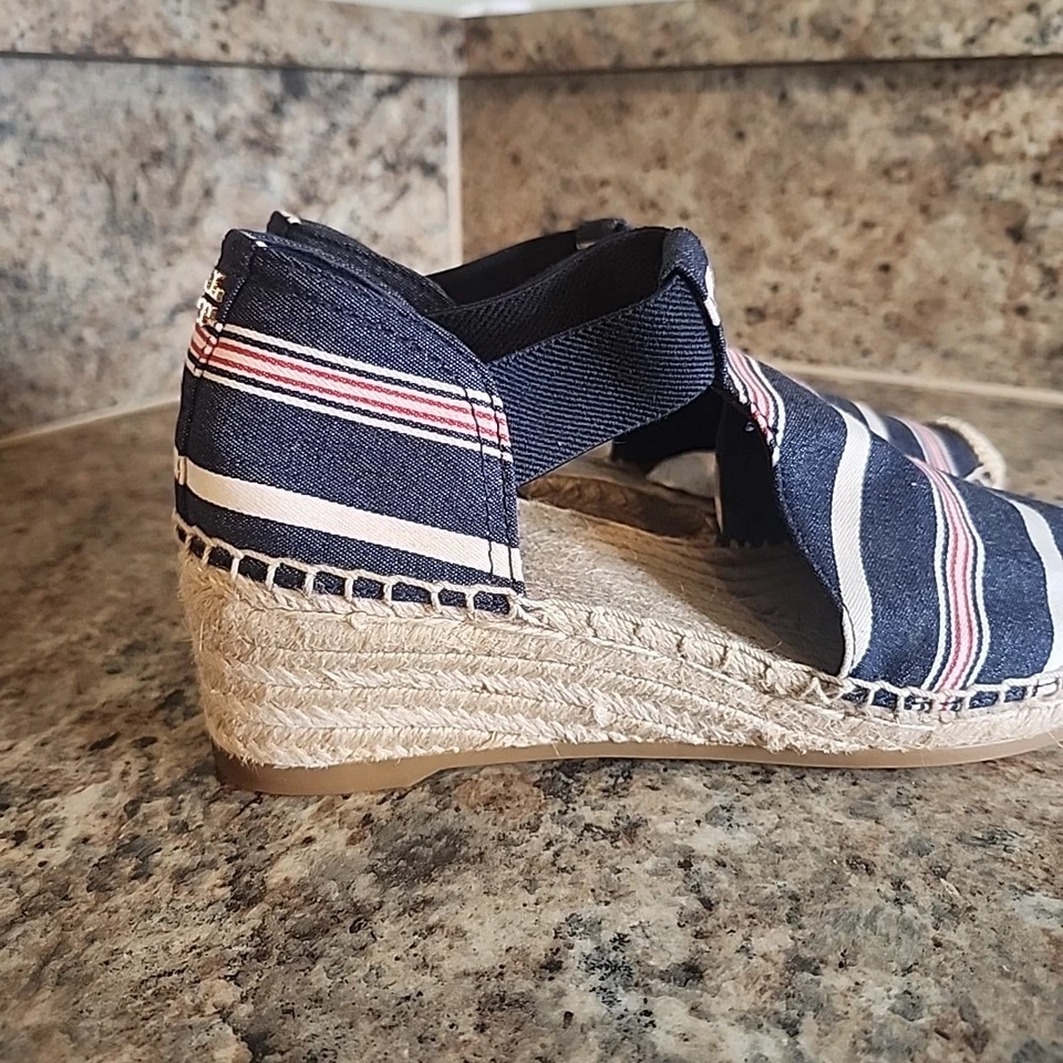  Sandália anabela listrada TORY BURCH Catalina Espadrille azul marinho/vermelho/branco tamanho 8.5 - Imagem 2 de 4