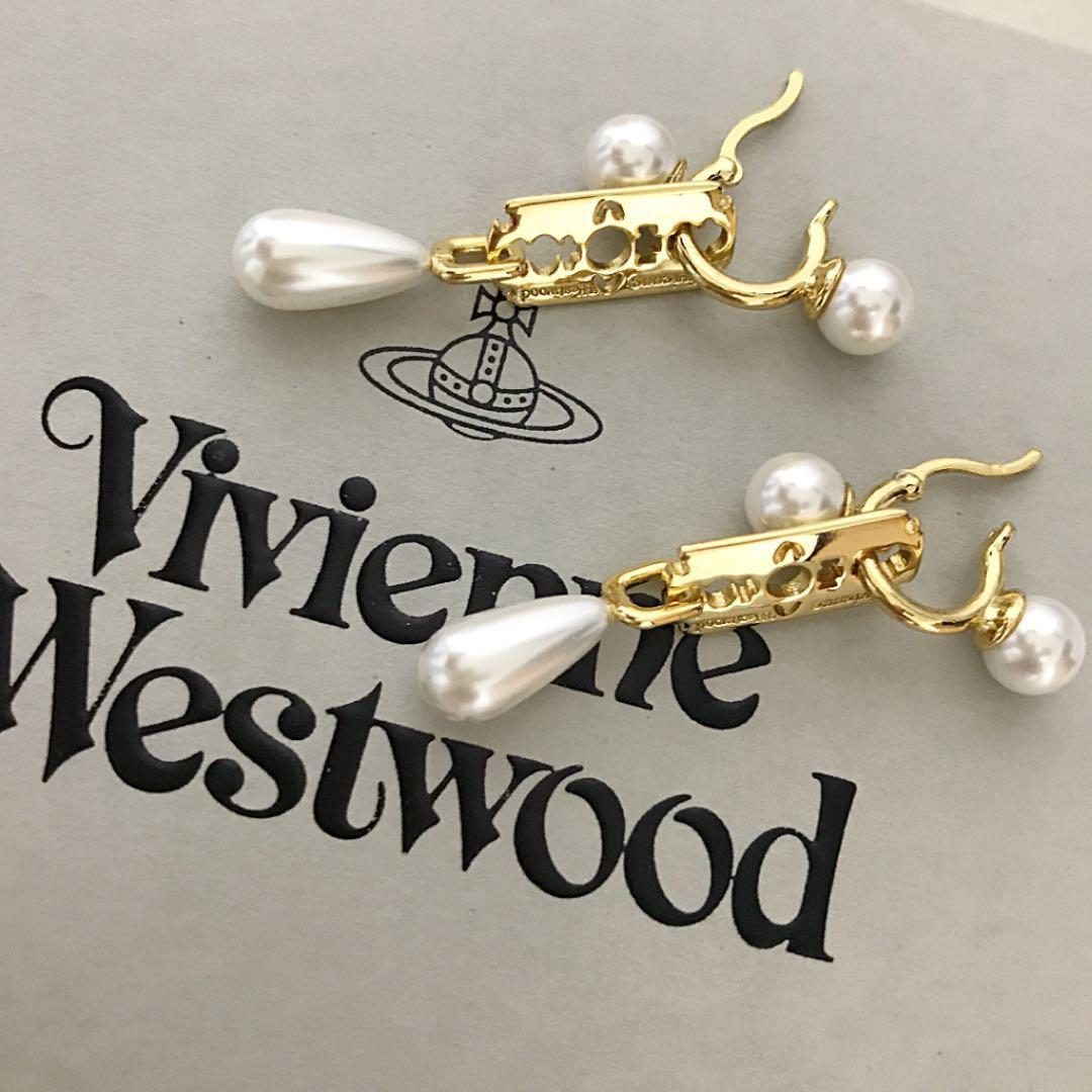イヤリング VIVIENNE WESTWOOD pearl earrings 6201033202R001FJ Pearl earrings Vivienne Westwood Gold in Pearl - 42395803