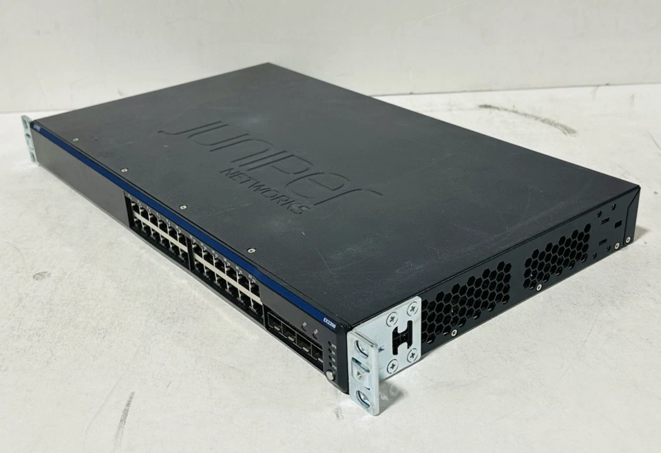 Juniper EX2200-24T-4G 24-Port 10/100/1000 4x SFP Ethernet Switch - Image 4 of 4