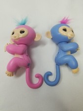 2 Fingerling Baby Monkeys, Pink Purple Interactive Electronic Pets-2016 WowWee