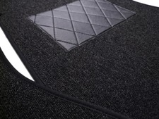 Teppichsatz f&uuml;r Mercedes-Benz W460 G Modell kurz 79-90&acute; Schlinge Schwarz teppich