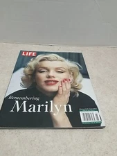 2017 LIFE Magazine: Marilyn Monroe “Remembering Marilyn” Photos Joe DiMaggio +++