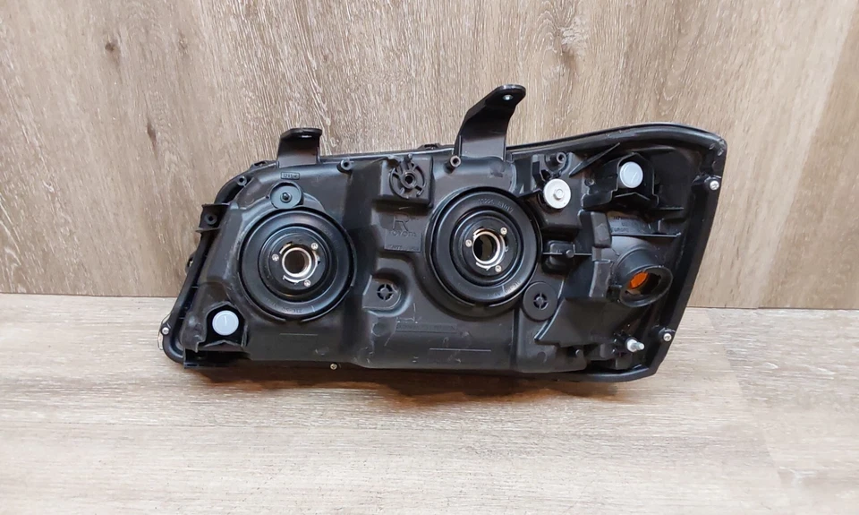 2004-2006 TOYOTA HIGHLANDER RH FAROL ASSY FABRICANTE DE EQUIPAMENTO ORIGINAL - Imagem 2 de 4